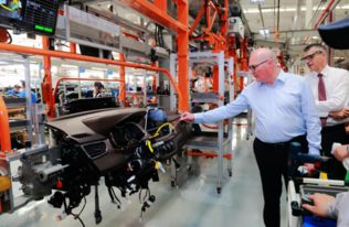 佛吉亞柳州汽車座椅項目正式揭牌 打造乘用車零部件發展新格局